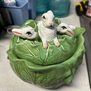 Ceramic Holland Mold Green Cabbage Lettuce with Bunnies Bowl Dish w/Lid  1976